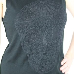 Skull Twist Back top
